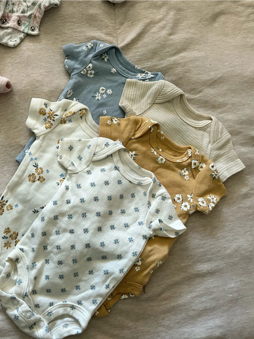 Carters like new